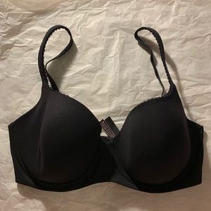 body by victoria black bra